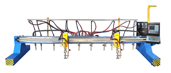 數(shù)控火焰切割機(jī).jpg 數(shù)控火焰切割機(jī).jpg